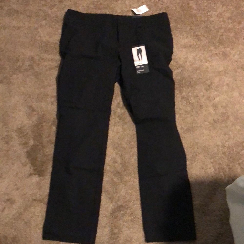 Torrid Black Straight Leg Pant, size 16.  With Tags.